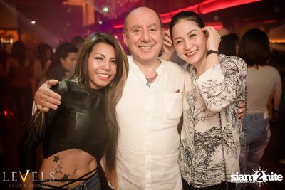 Ladies Night ที่ร้าน เลเวล, สุขุมวิท 11 — photo 40