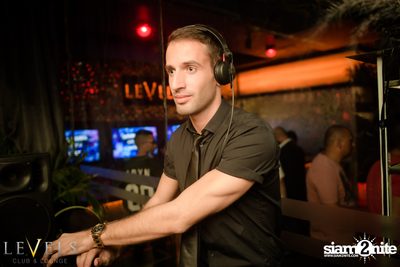 Ladies Night ที่ร้าน เลเวล, สุขุมวิท 11 — photo 51