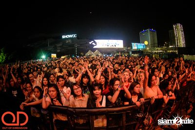 OD pres. Two Door Cinema Club at Show DC Oasis Arena (Album 1) — photo 37