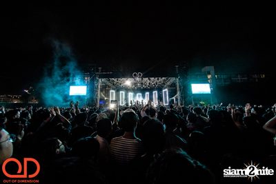 OD pres. Two Door Cinema Club at Show DC Oasis Arena (Album 1) — photo 108
