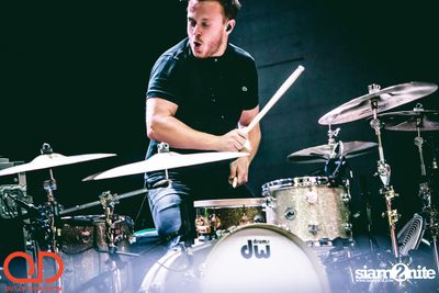 OD pres. Two Door Cinema Club at Show DC Oasis Arena (Album 2) — photo 77