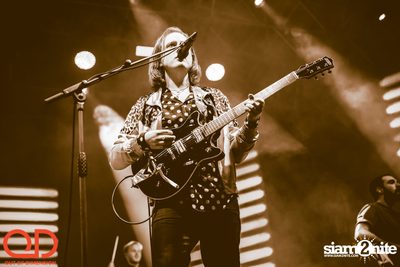 OD pres. Two Door Cinema Club at Show DC Oasis Arena (Album 2) — photo 86
