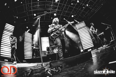 OD pres. Two Door Cinema Club at Show DC Oasis Arena (Album 2) — photo 93
