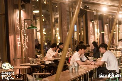 คืนวันศุกร์ ที่ร้าน แฮปปี้ ฟิช, เอเชีย ทีค เดอะ ริเวอร์ฟร้อนท์ — photo 20