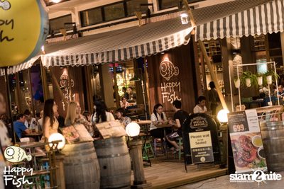 คืนวันศุกร์ ที่ร้าน แฮปปี้ ฟิช, เอเชีย ทีค เดอะ ริเวอร์ฟร้อนท์ — photo 25