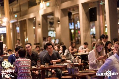 คืนวันศุกร์ ที่ร้าน แฮปปี้ ฟิช, เอเชีย ทีค เดอะ ริเวอร์ฟร้อนท์ — photo 36