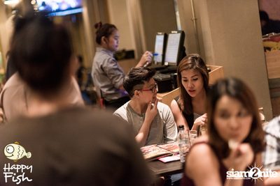 คืนวันศุกร์ ที่ร้าน แฮปปี้ ฟิช, เอเชีย ทีค เดอะ ริเวอร์ฟร้อนท์ — photo 41