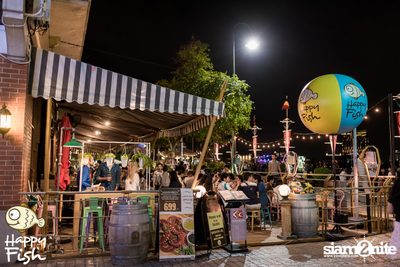 คืนวันศุกร์ ที่ร้าน แฮปปี้ ฟิช, เอเชีย ทีค เดอะ ริเวอร์ฟร้อนท์ — photo 47