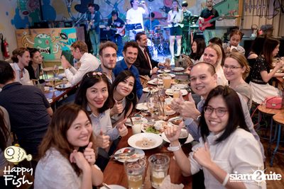 คืนวันศุกร์ ที่ร้าน แฮปปี้ ฟิช, เอเชีย ทีค เดอะ ริเวอร์ฟร้อนท์ — photo 54