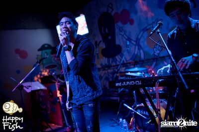 คืนวันศุกร์ ที่ร้าน แฮปปี้ ฟิช, เอเชีย ทีค เดอะ ริเวอร์ฟร้อนท์ — photo 84