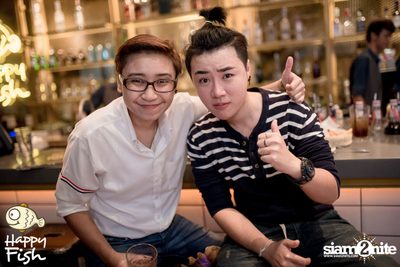 คืนวันศุกร์ ที่ร้าน แฮปปี้ ฟิช, เอเชีย ทีค เดอะ ริเวอร์ฟร้อนท์ — photo 91