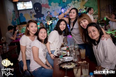 คืนวันศุกร์ ที่ร้าน แฮปปี้ ฟิช, เอเชีย ทีค เดอะ ริเวอร์ฟร้อนท์ — photo 97