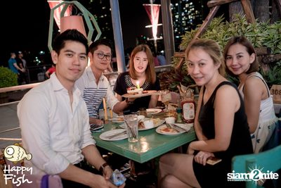 คืนวันศุกร์ ที่ร้าน แฮปปี้ ฟิช, เอเชีย ทีค เดอะ ริเวอร์ฟร้อนท์ — photo 107