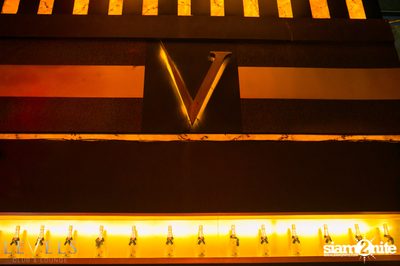 ปาร์ตี้คืนวันศุกร์ ที่ร้าน เลเวล, สุขุมวิท ซอย 11 — photo 11