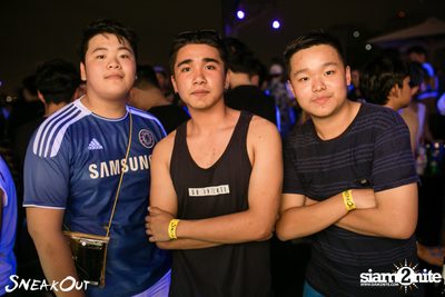 Sneakout : Fullmoon Pool Party at 722 CRAFT Experience — photo 67