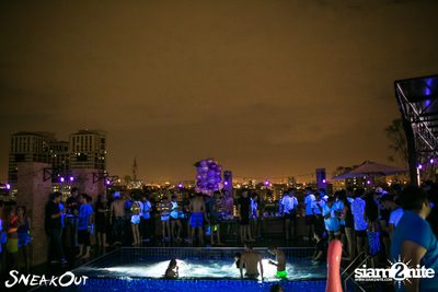 Sneakout : Fullmoon Pool Party at 722 CRAFT Experience — photo 79