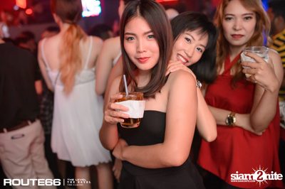 ปาร์ตี้คืนวันเสาร์ ที่ร้าน รูท ซิกตี้ซิก คลับ อาร์ซีเอ — photo 33