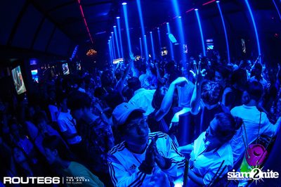 ปาร์ตี้คืนวันเสาร์ ที่ร้าน รูท ซิกตี้ซิก คลับ อาร์ซีเอ — photo 40