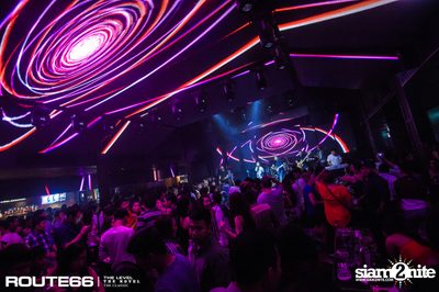 ปาร์ตี้คืนวันเสาร์ ที่ร้าน รูท ซิกตี้ซิก คลับ อาร์ซีเอ — photo 51