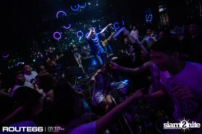 ปาร์ตี้คืนวันเสาร์ ที่ร้าน รูท ซิกตี้ซิก คลับ อาร์ซีเอ — photo 57