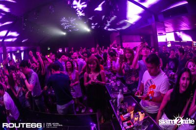 ปาร์ตี้คืนวันเสาร์ ที่ร้าน รูท ซิกตี้ซิก คลับ อาร์ซีเอ — photo 74