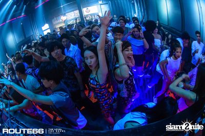 ปาร์ตี้คืนวันเสาร์ ที่ร้าน รูท ซิกตี้ซิก คลับ อาร์ซีเอ — photo 83
