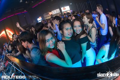 ปาร์ตี้คืนวันเสาร์ ที่ร้าน รูท ซิกตี้ซิก คลับ อาร์ซีเอ — photo 85