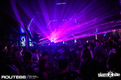 ปาร์ตี้คืนวันเสาร์ ที่ร้าน รูท ซิกตี้ซิก คลับ อาร์ซีเอ — photo 92