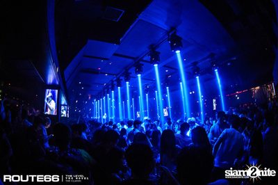 ปาร์ตี้คืนวันเสาร์ ที่ร้าน รูท ซิกตี้ซิก คลับ อาร์ซีเอ — photo 94