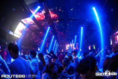 ปาร์ตี้คืนวันเสาร์ ที่ร้าน รูท ซิกตี้ซิก คลับ อาร์ซีเอ — photo 95