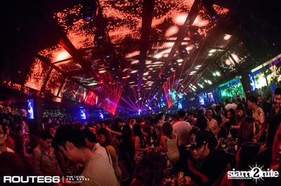 ปาร์ตี้คืนวันเสาร์ ที่ร้าน รูท ซิกตี้ซิก คลับ อาร์ซีเอ — photo 96