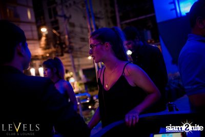 Breathe Carolina ที่ร้าน Levels — photo 37
