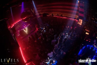 Breathe Carolina ที่ร้าน Levels — photo 61