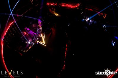 Breathe Carolina ที่ร้าน Levels — photo 77