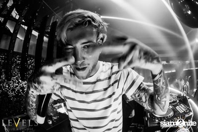 Breathe Carolina ที่ร้าน Levels — photo 90