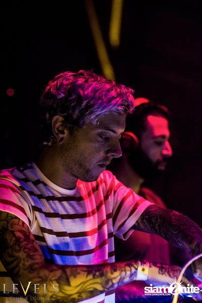 Breathe Carolina ที่ร้าน Levels — photo 121