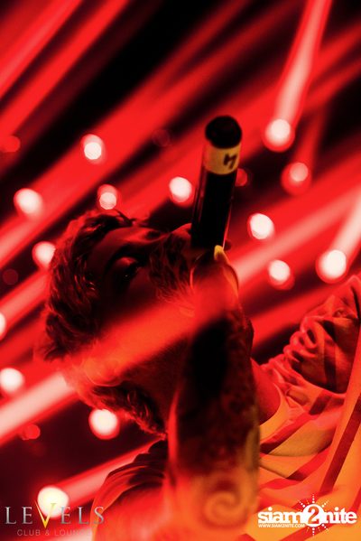 Breathe Carolina ที่ร้าน Levels — photo 124