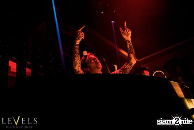 Breathe Carolina ที่ร้าน Levels — photo 134