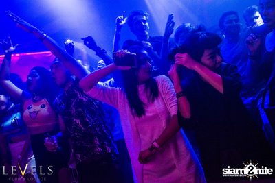 Breathe Carolina ที่ร้าน Levels — photo 136