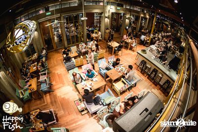 คืนวันศุกร์ ที่ร้าน แฮปปี้ ฟิช, เอเชีย ทีค เดอะ ริเวอร์ฟร้อนท์ — photo 37