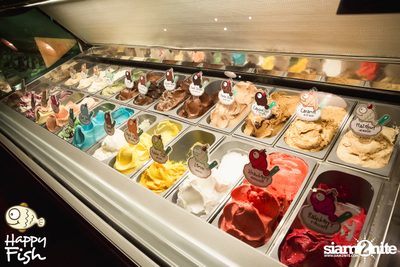 คืนวันศุกร์ ที่ร้าน แฮปปี้ ฟิช, เอเชีย ทีค เดอะ ริเวอร์ฟร้อนท์ — photo 64