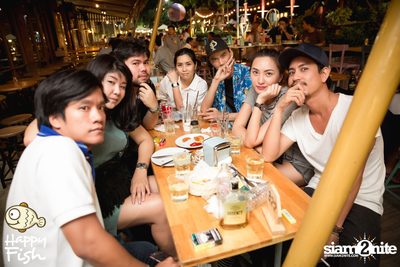 คืนวันศุกร์ ที่ร้าน แฮปปี้ ฟิช, เอเชีย ทีค เดอะ ริเวอร์ฟร้อนท์ — photo 69