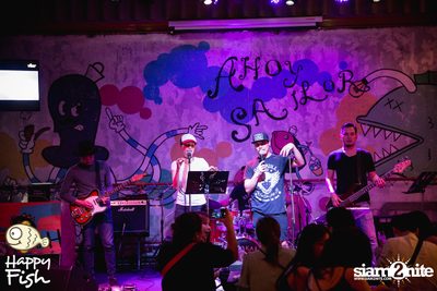 คืนวันศุกร์ ที่ร้าน แฮปปี้ ฟิช, เอเชีย ทีค เดอะ ริเวอร์ฟร้อนท์ — photo 80