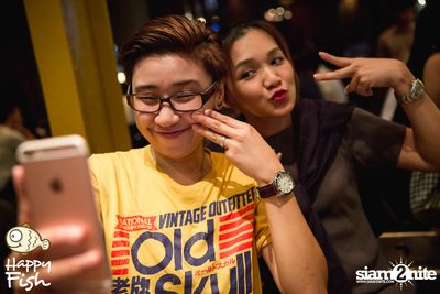 คืนวันศุกร์ ที่ร้าน แฮปปี้ ฟิช, เอเชีย ทีค เดอะ ริเวอร์ฟร้อนท์ — photo 81
