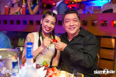 คืนวันศุกร์ ที่ Grand Hyatt Erawan Bangkok — photo 21