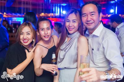 คืนวันศุกร์ ที่ Grand Hyatt Erawan Bangkok — photo 106