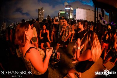 SO POOL PARTY ที่ The Water Club | โรงแรม โซ โซฟิเทล — photo 103