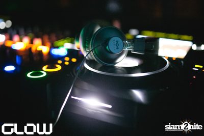 Layered Love & Junesis at GLOW — photo 10