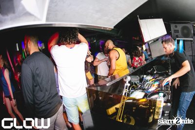 Layered Love & Junesis at GLOW — photo 45