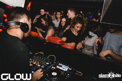 Layered Love & Junesis at GLOW — photo 97